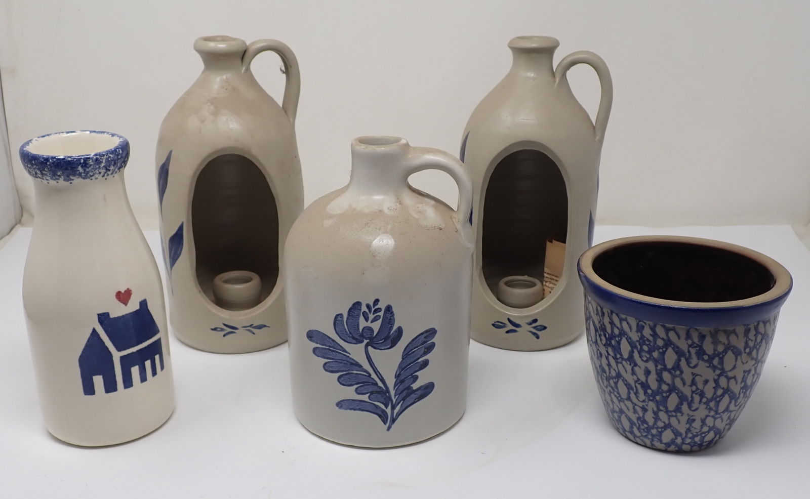 Pottery incl Williamsburg & BBP: Tallest are approx 8 1/4" . Shipping available ($20 handling , plus postage)