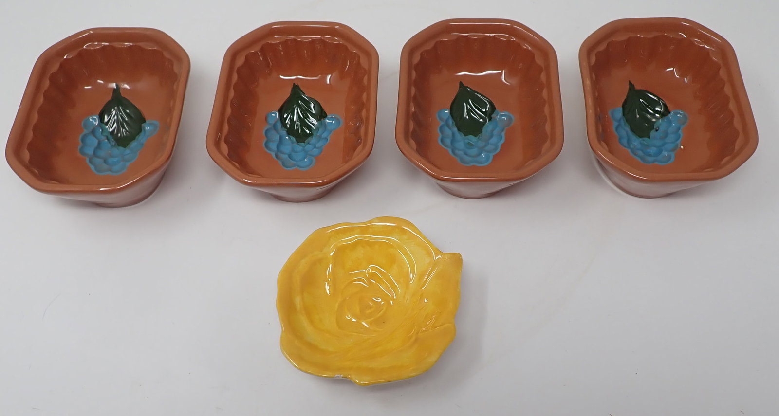 Stangl Grape Pattern Jelly Molds & Flower Dish: Molds are approx 3 1/2" x 4 5/8" x 2" tall. Shipping available