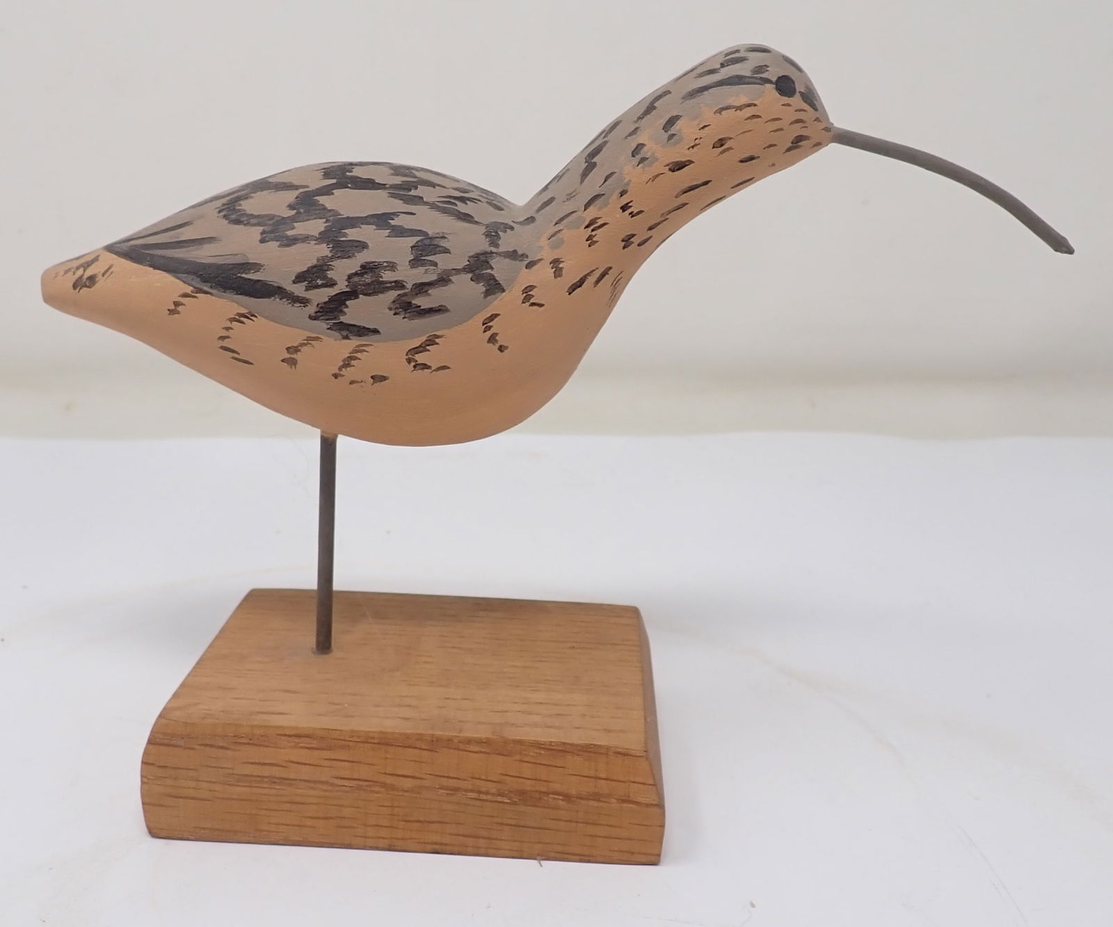 1989 HC Bauer Carved Shore Bird: Approx 5 1/4" tall. Shipping available