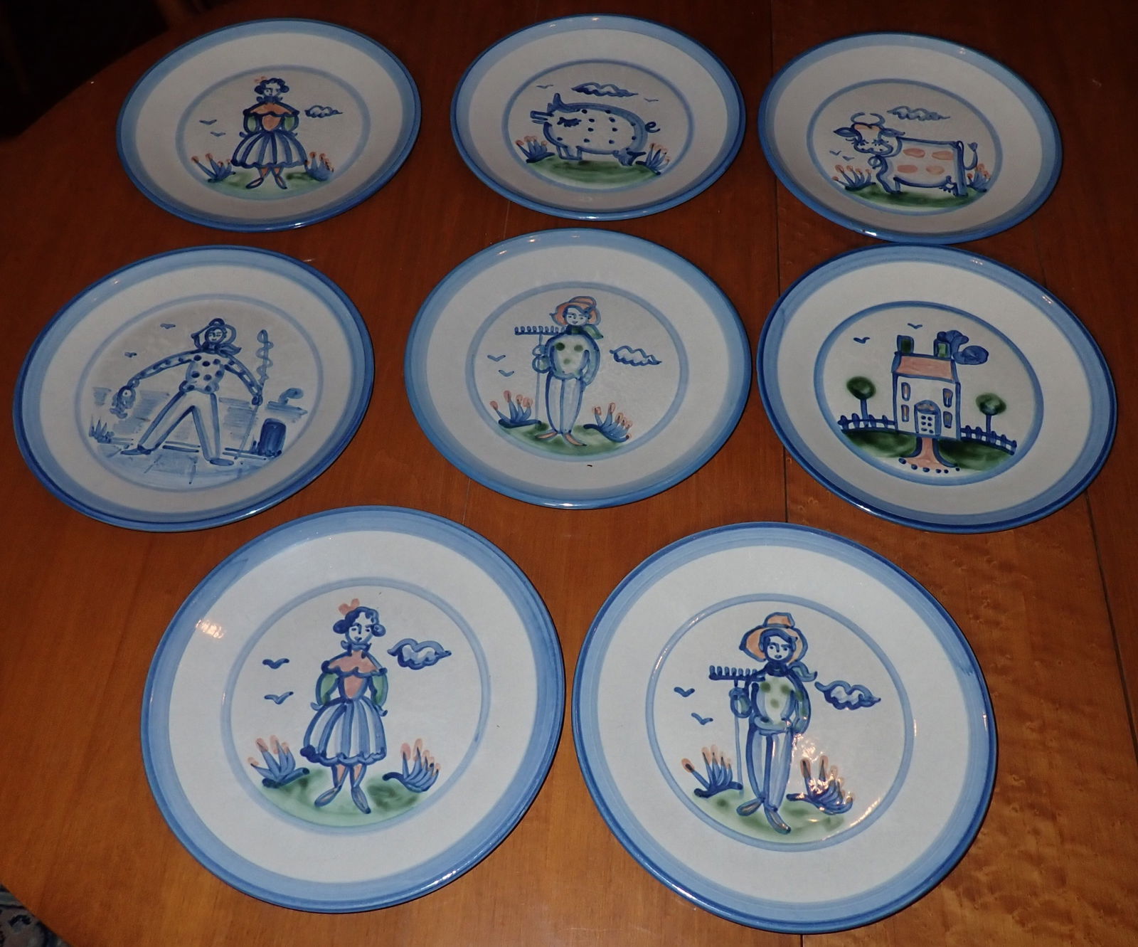 8 M.A Hadley Dinner Plates (1 of 4)