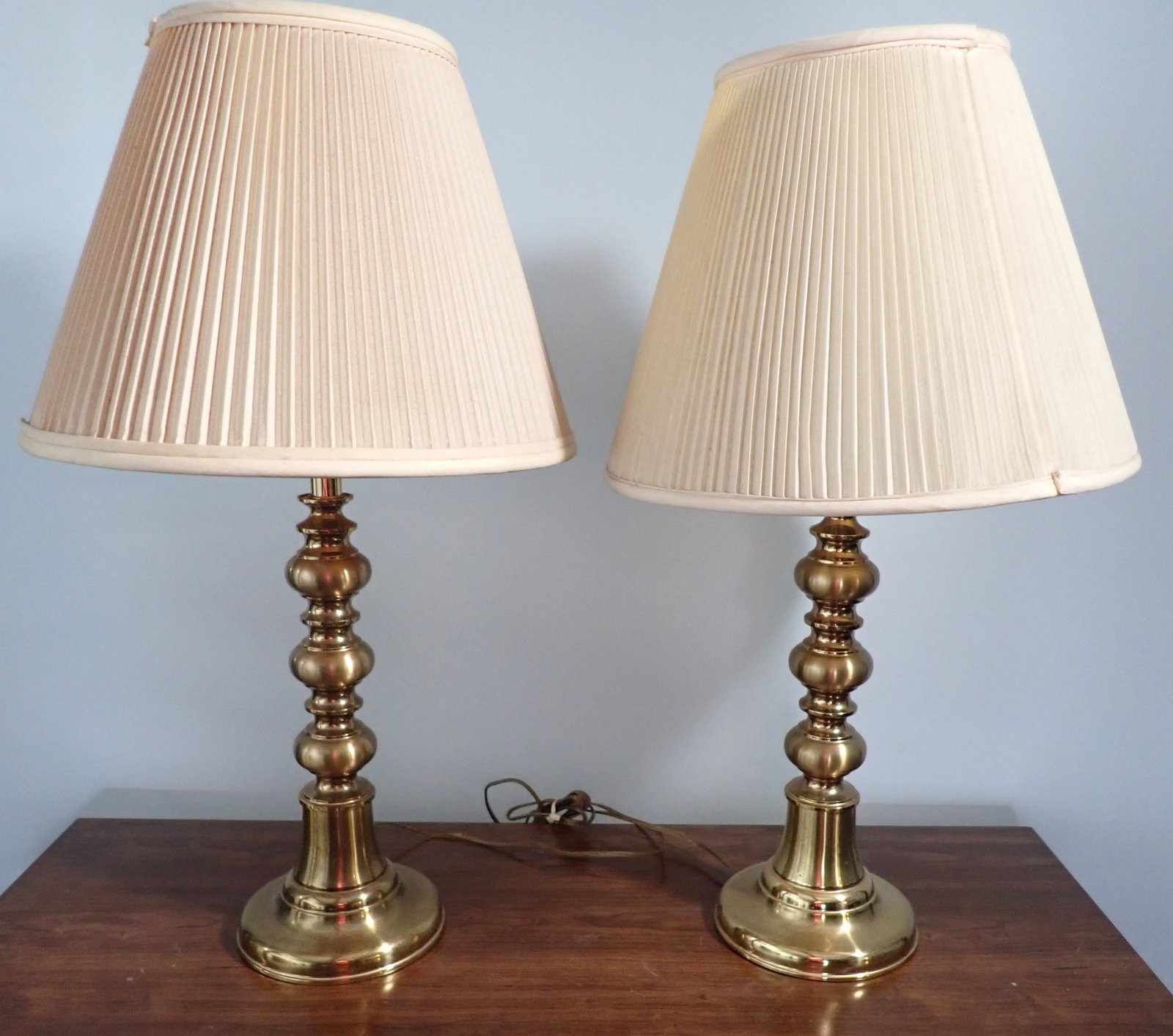 Pair of Brass Table Lamps: Approx 30" tall. NO in house shipping !