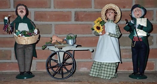 Byers Choice Dolls