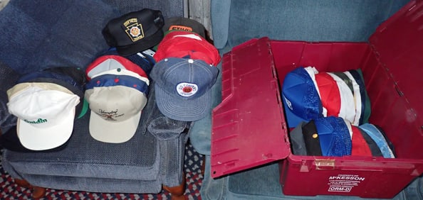 Trucker / Baseball Hats incl John Deere