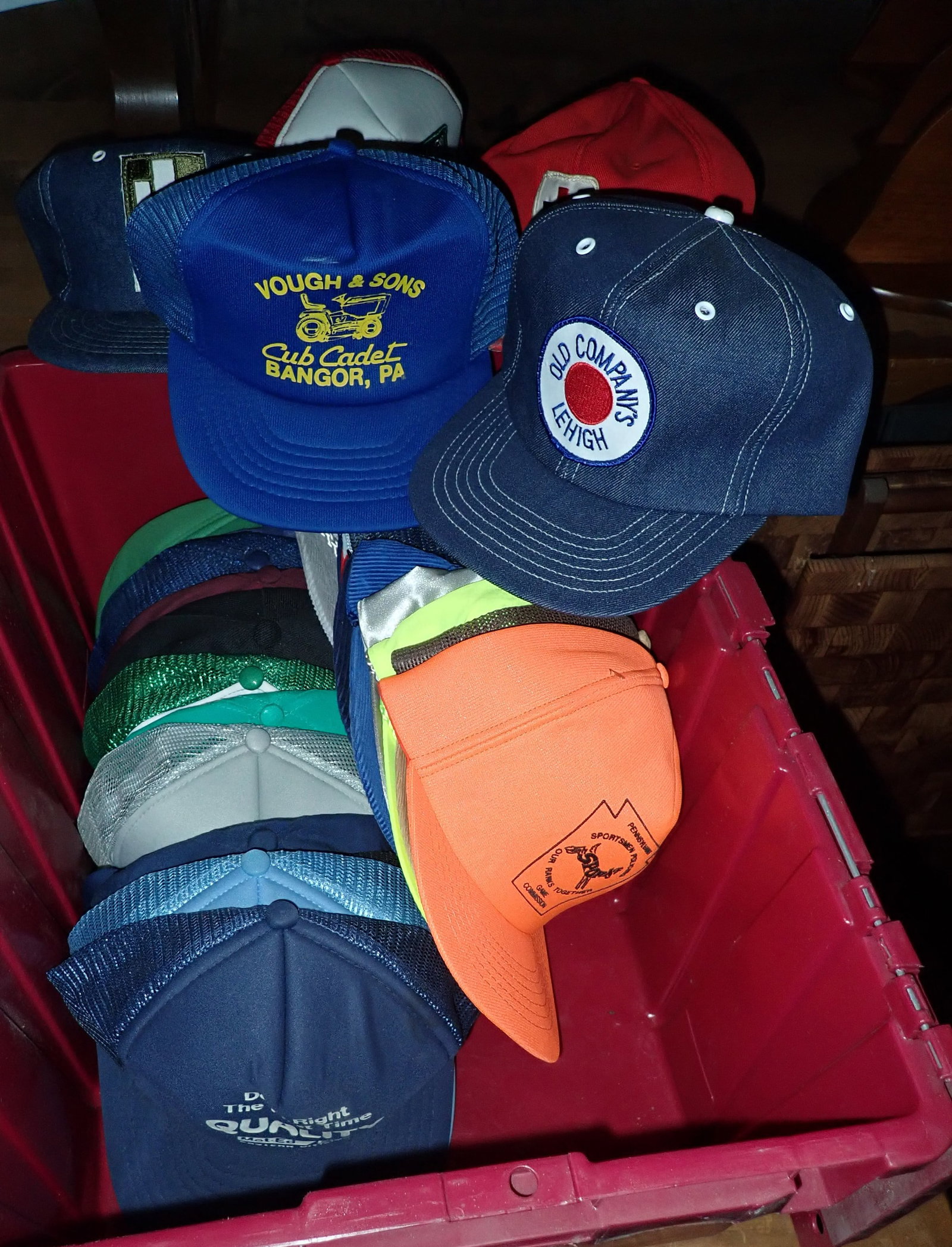Trucker / Baseball Hats: Tote is included. We will ship hats, but not tote.