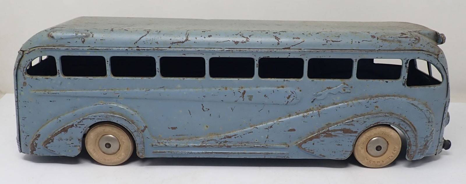 Kingsbury Wind Up Greyhound Bus (1 of 7)