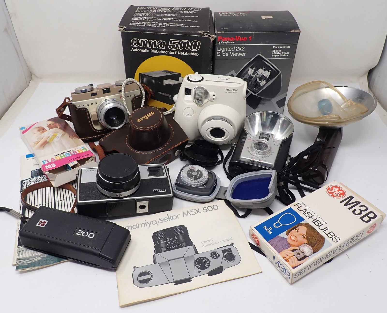 Argus C-Twenty Fujifilm & Misc Cameras (1 of 5)