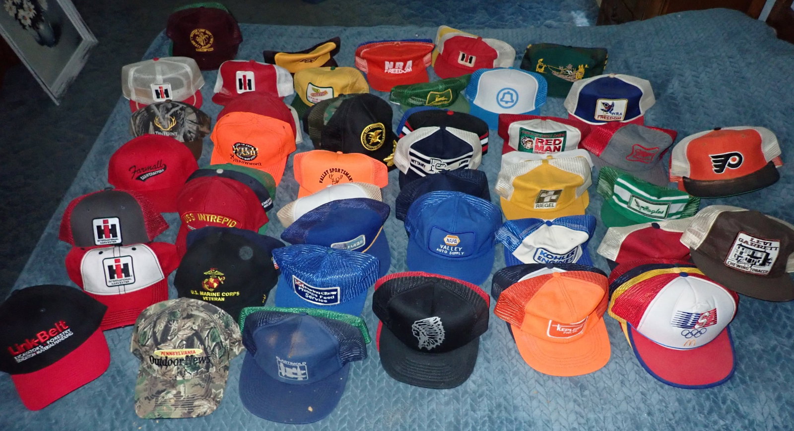 Trucker / Baseball Hats: Tote is included. We will ship hats, but not tote.