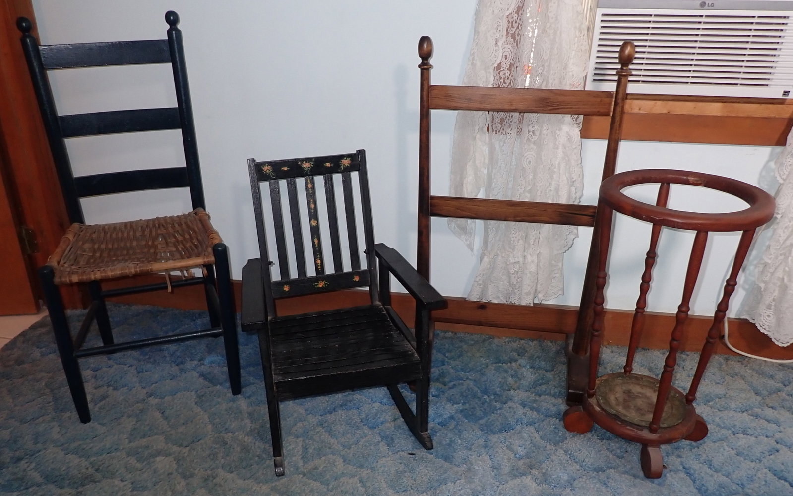 Childs Rocker Quilt & Umbrella Racks Side Chair: NO in house shipping
