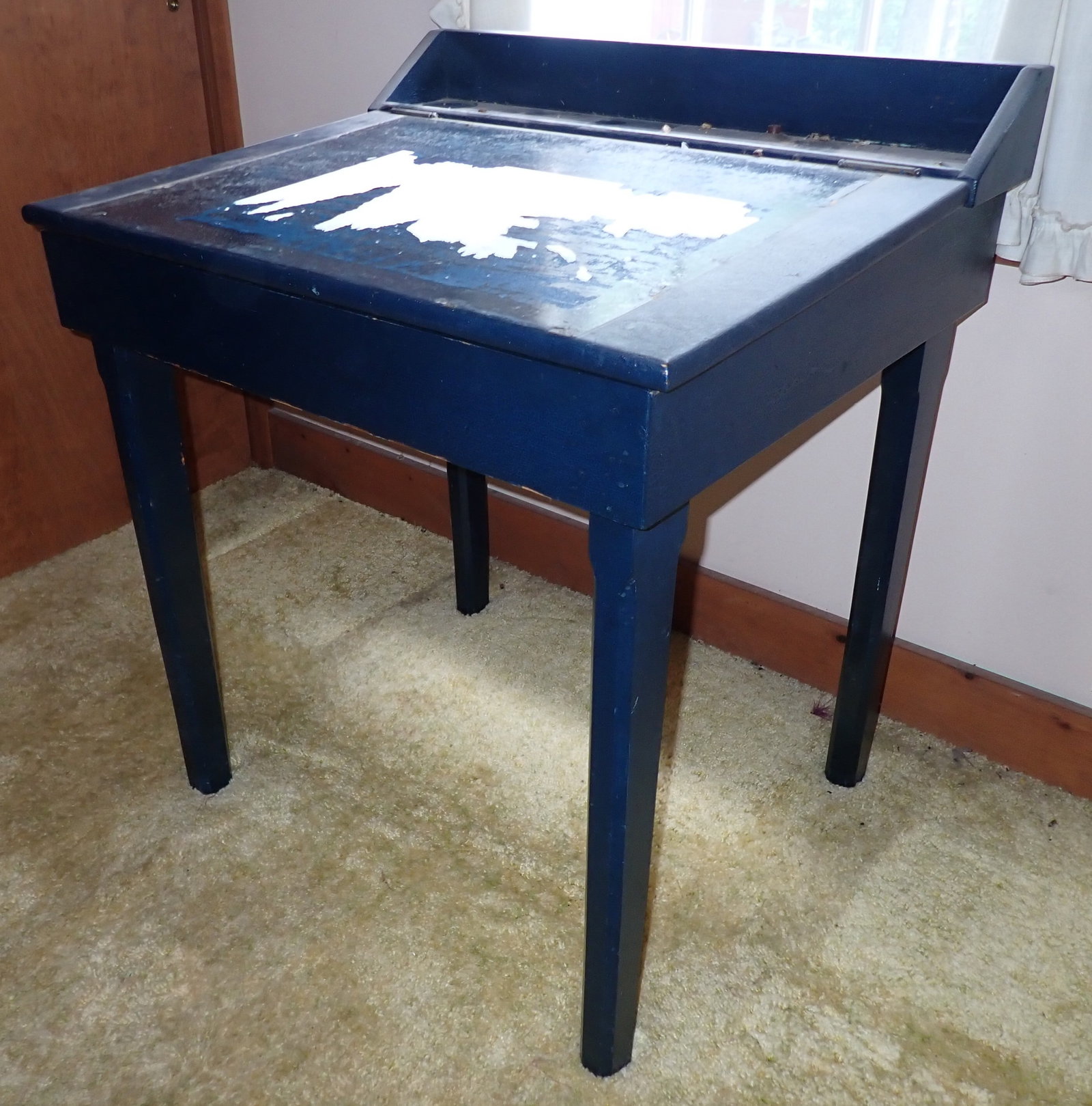 Desk: Apprx 29 3/4" x 25 1/4" x 33 3/4" tall. No in house shipping