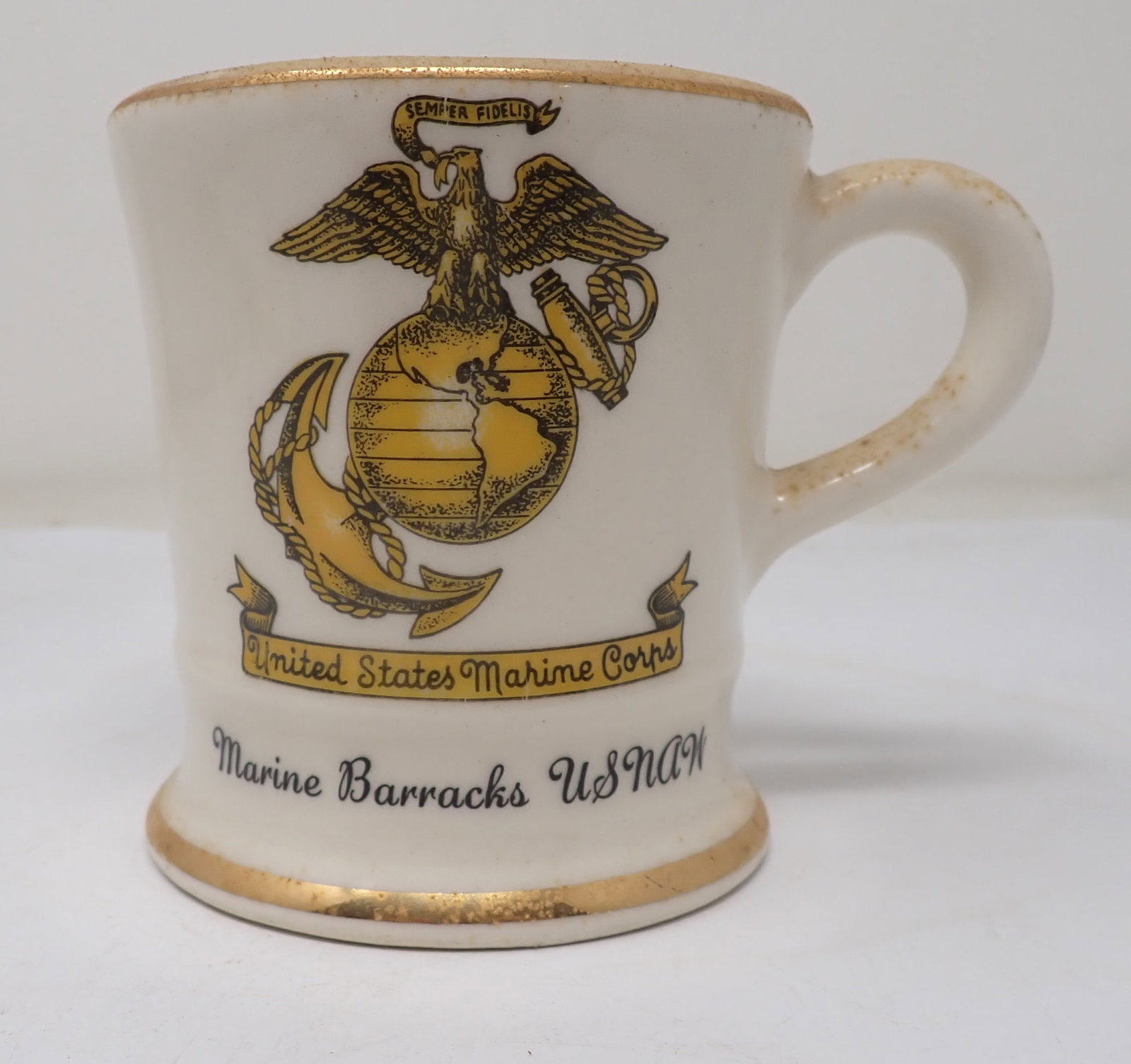 United States Marine Corps Shaving Mug: Apprx 3 3/4" in diameter and 4" tall. Shipping available