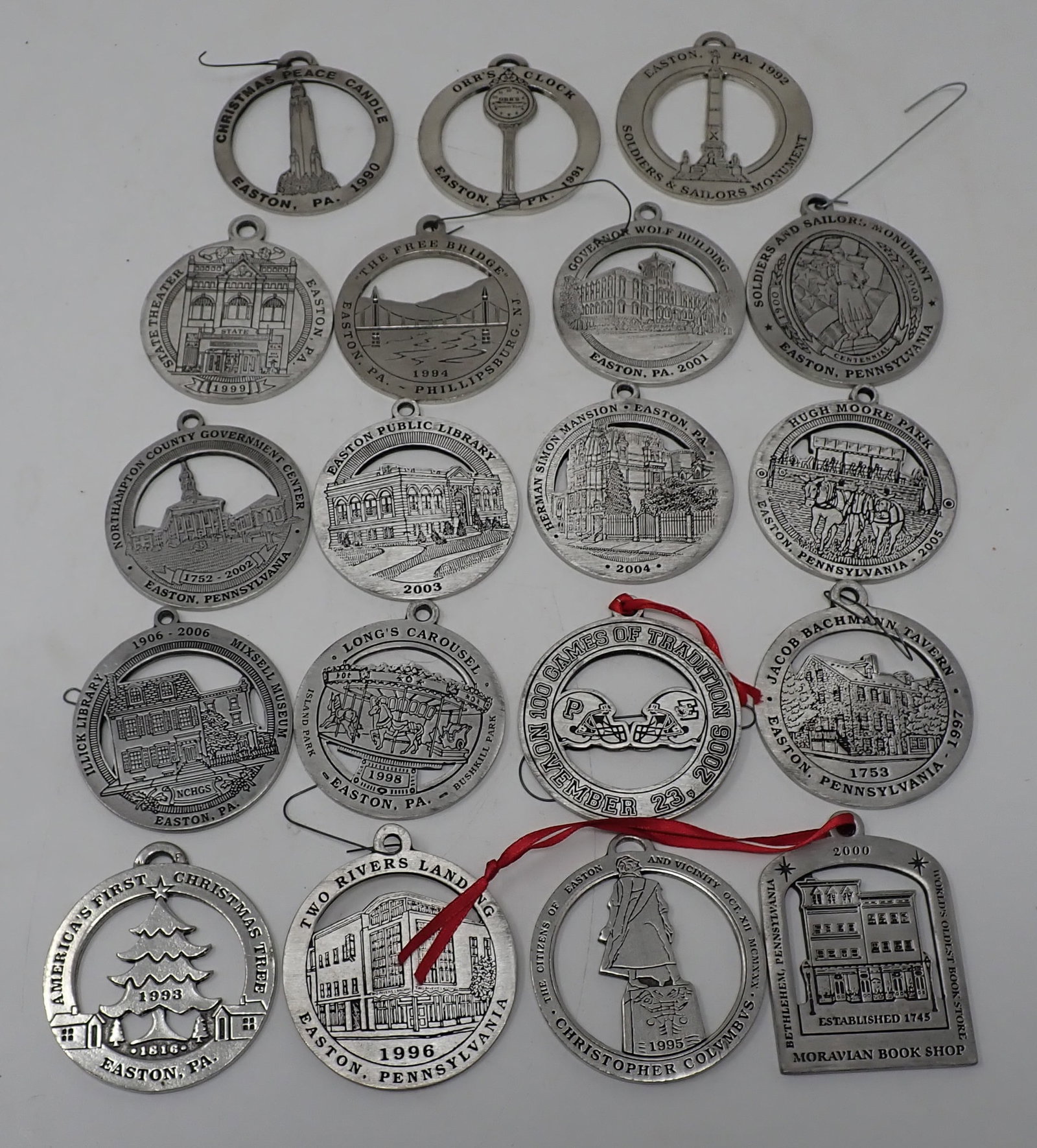 Easton Pa Christmas Ornaments: Apprx 2 1/4" in diameter. Shipping available