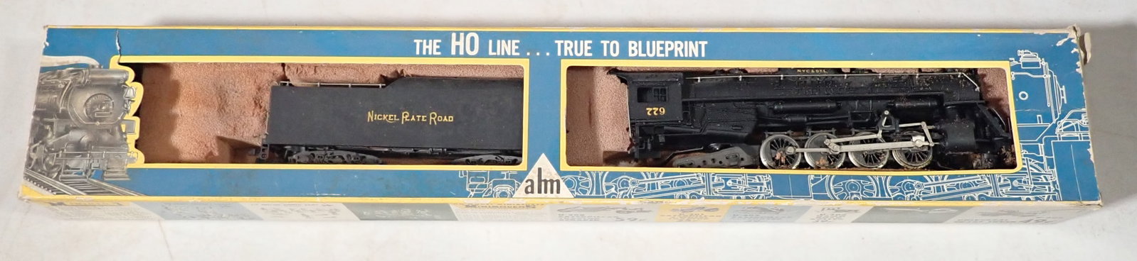 AHM 2-8-4 Locomotive & Tender: HO Scale - Shipping available