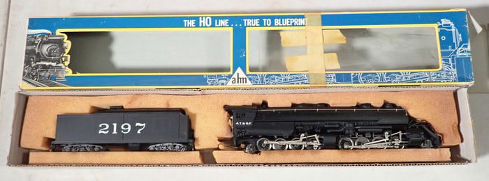 AHM 2-8-8-2 USRA Mallet HO Scale Train