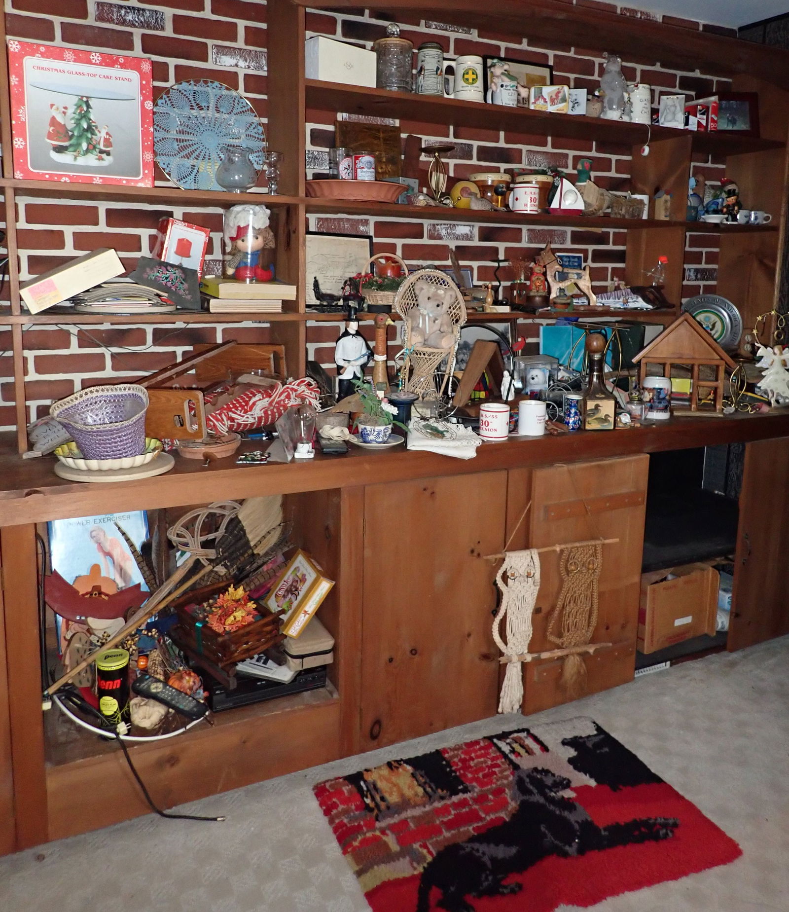 Contents of Shelving Unit (1 of 17)