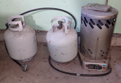 Propane Heater & 2 Tanks