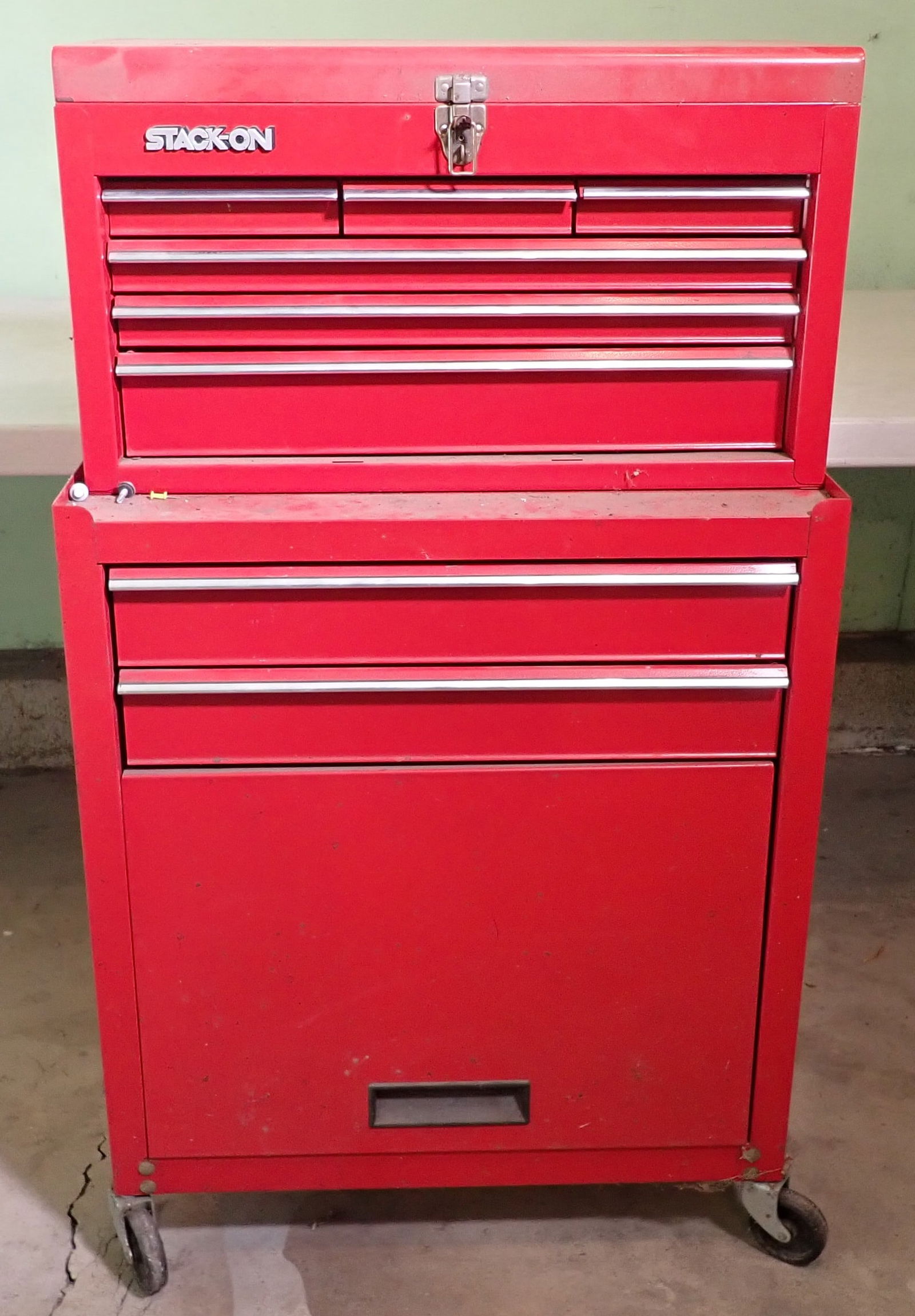 Stack-On Toolchest & Contents (1 of 12)