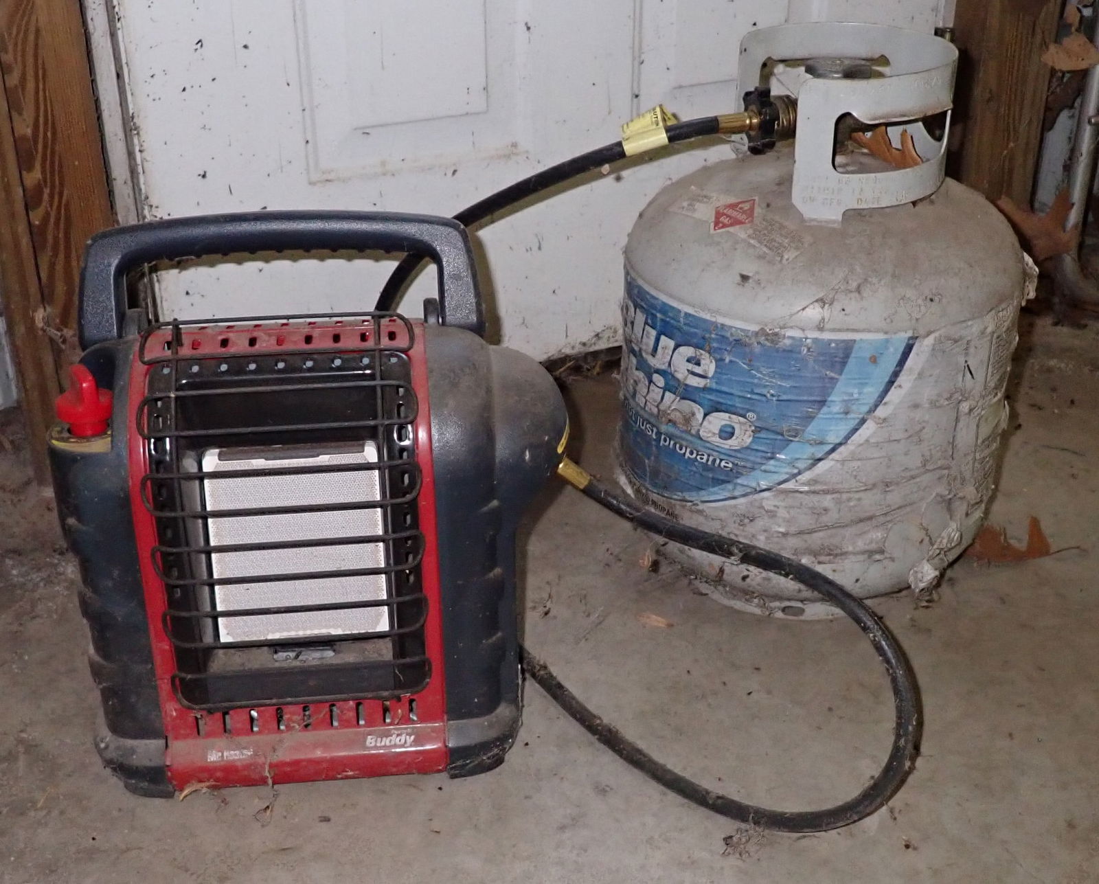 Mr Heater Buddy Propane Heater & Tank (1 of 2)