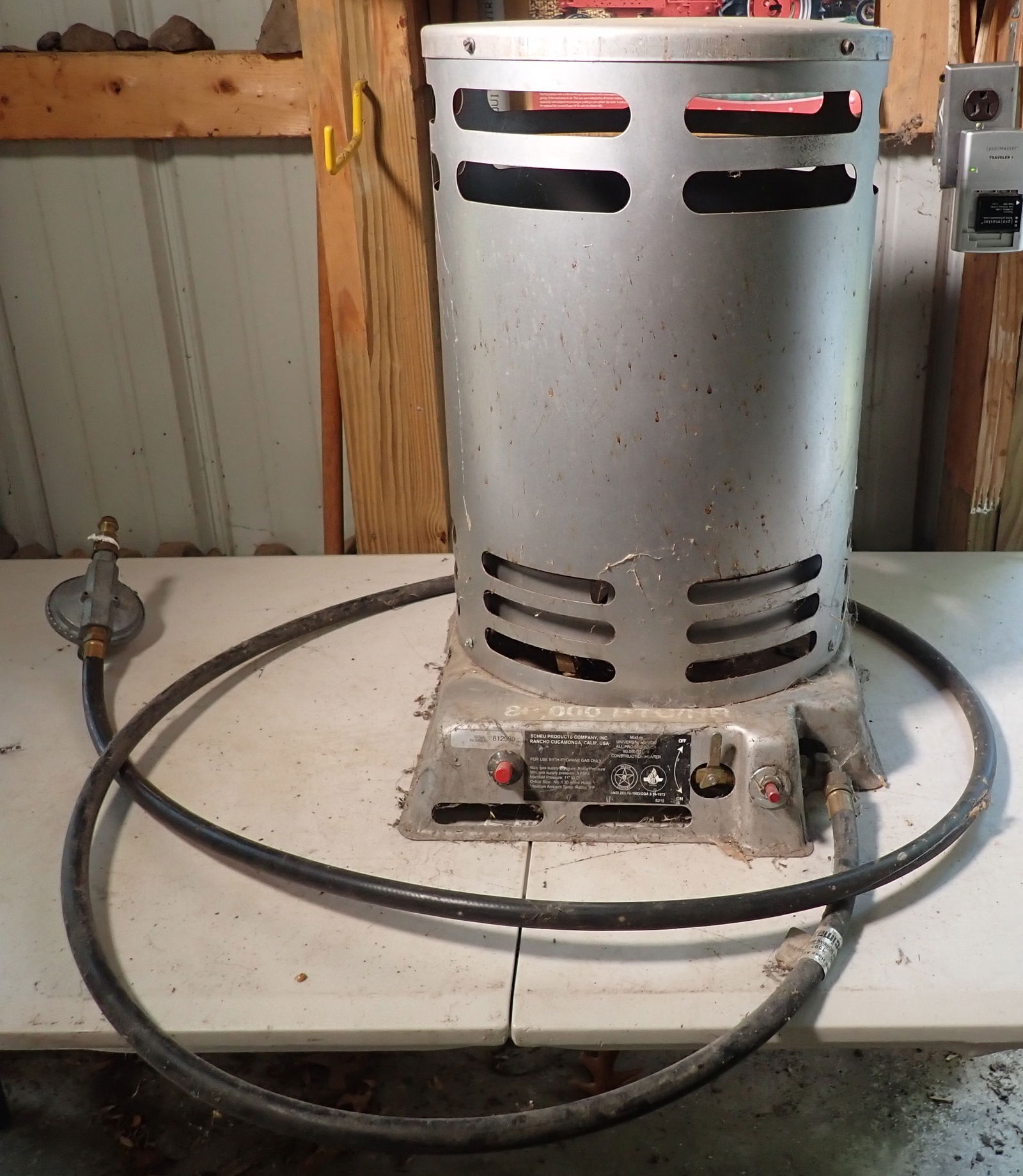 80,000 BTU Propane Heater (1 of 2)