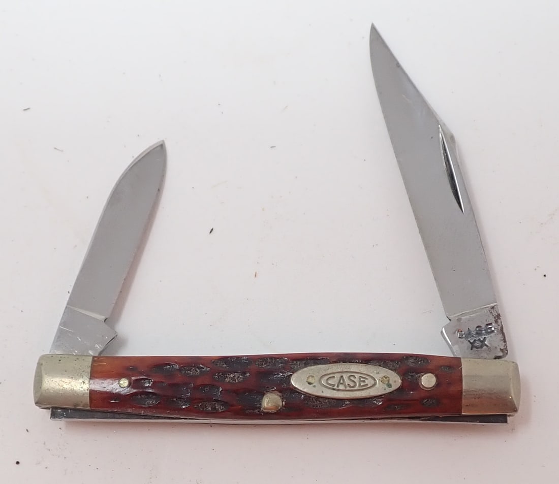 Case XX 6233 Pocket Knife (1 of 4)