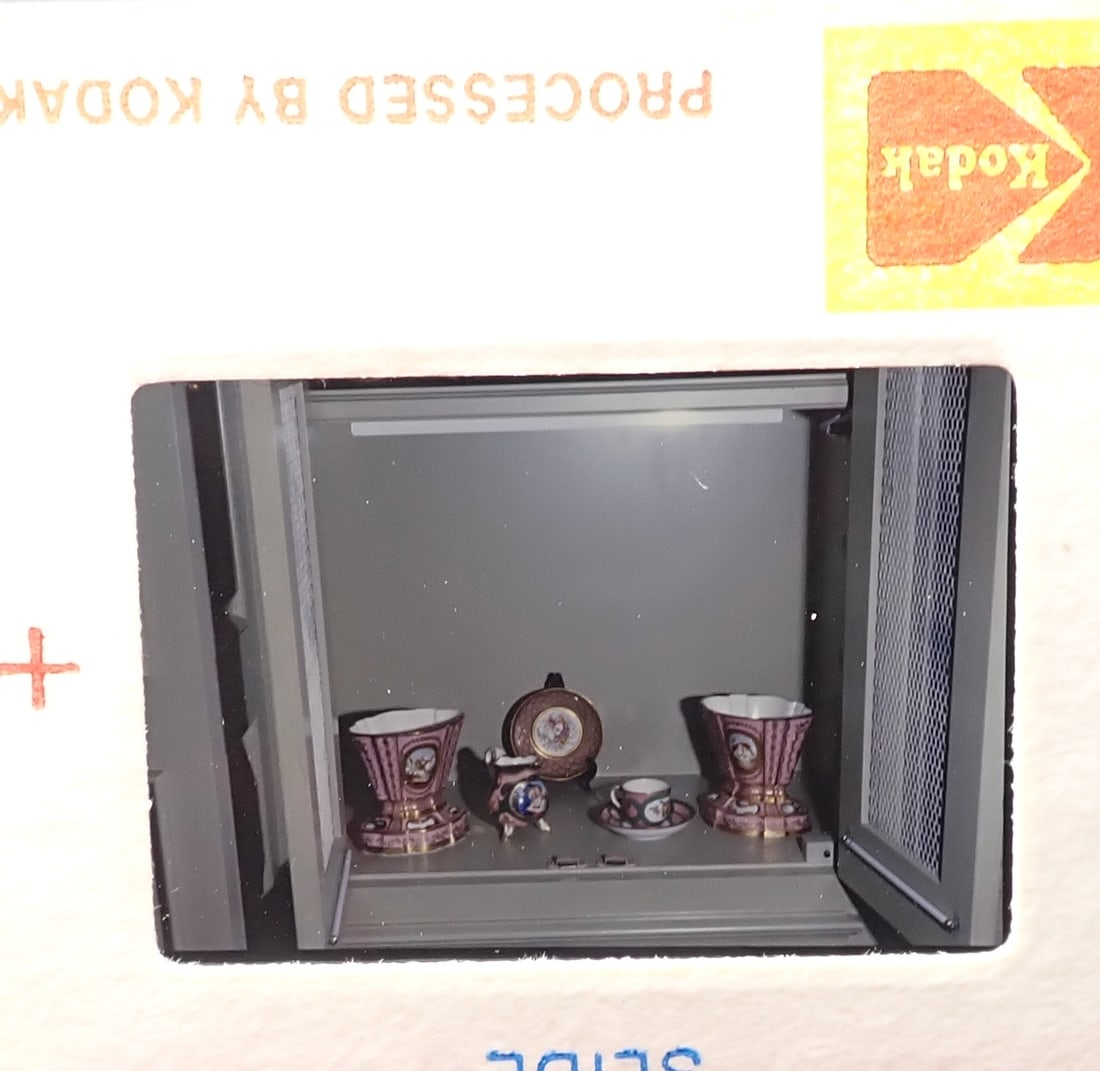 Theo Beckhardt Photo Slides incl Asian Antiques & Yosemite: Seems like one carousel is Asian Antiques. Shipping available