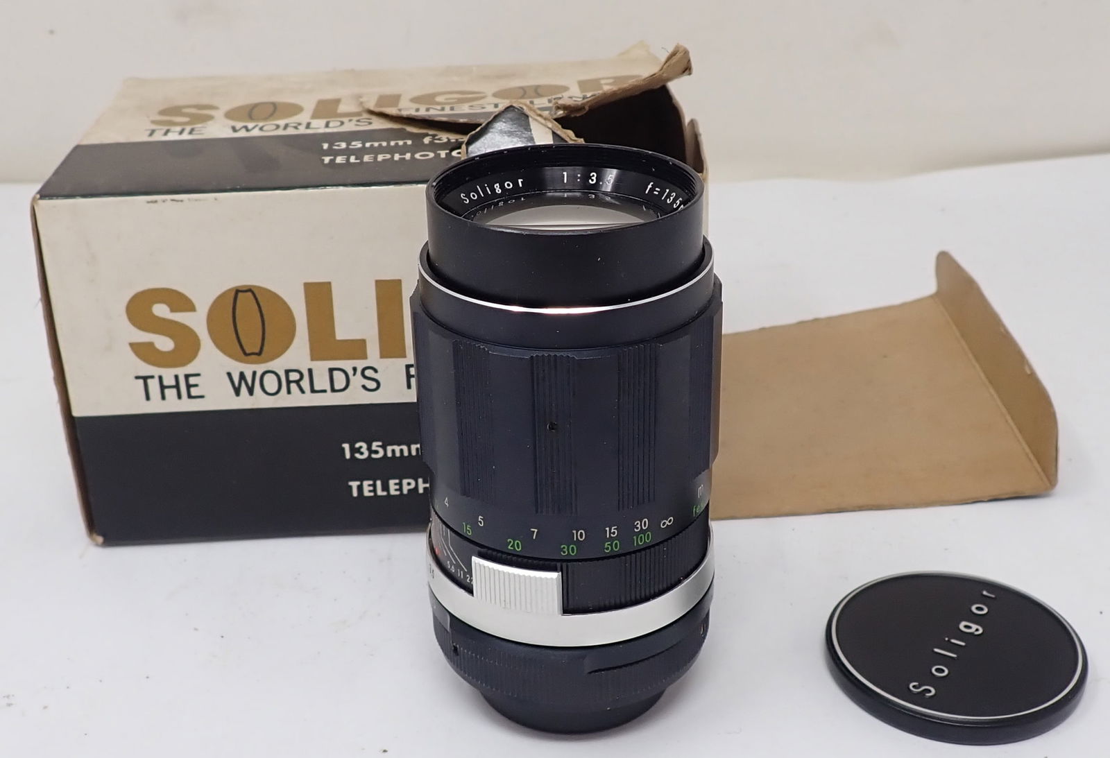 Soligor 135mm f3.5 Camera Lens (1 of 3)