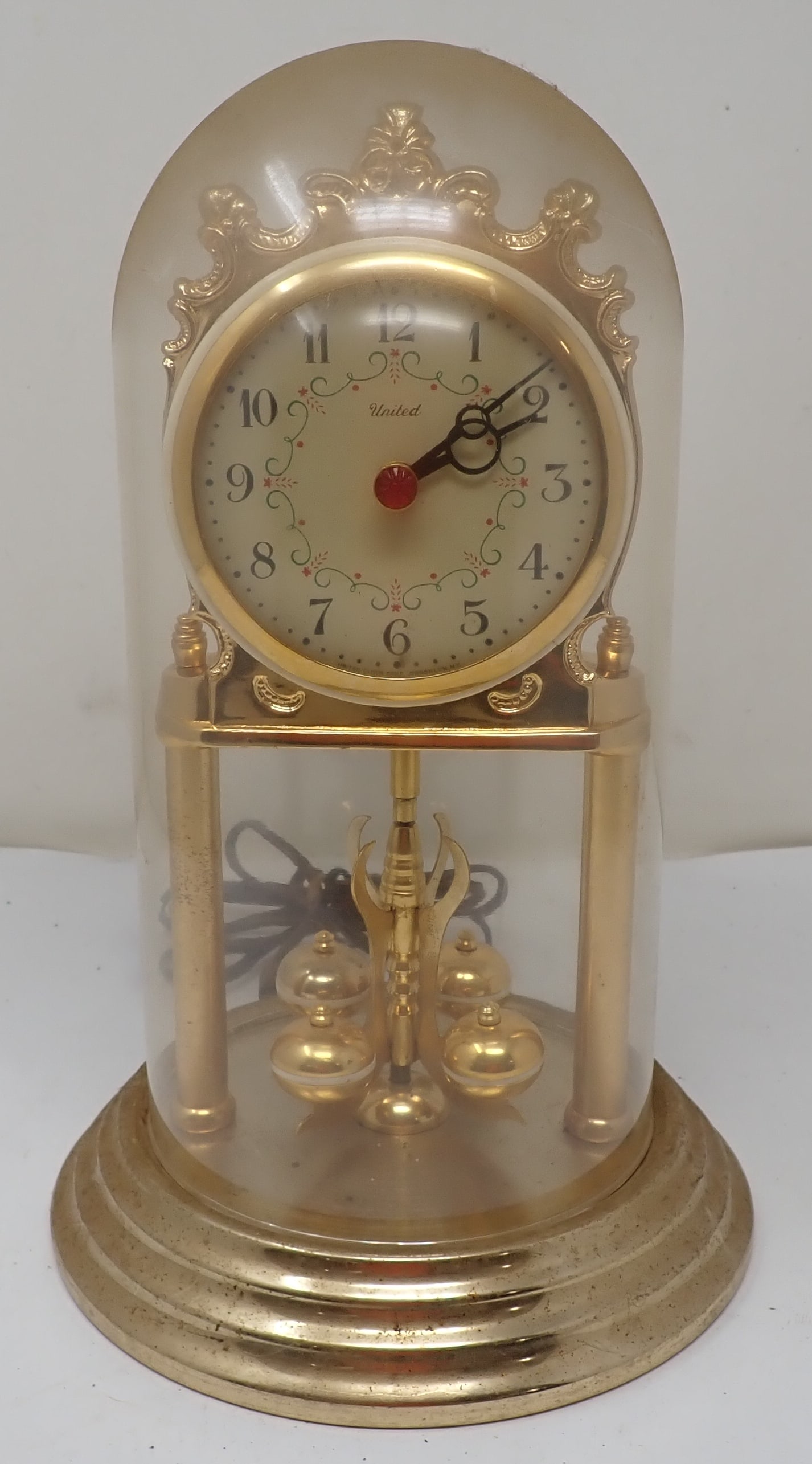 United Model 975 Electric Anniversary Clock (1 of 4)