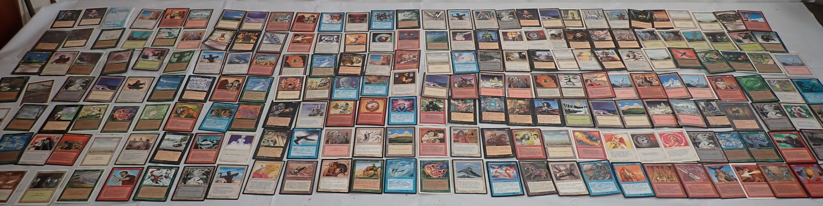 200 Magic Gathering Cards (1 of 20)