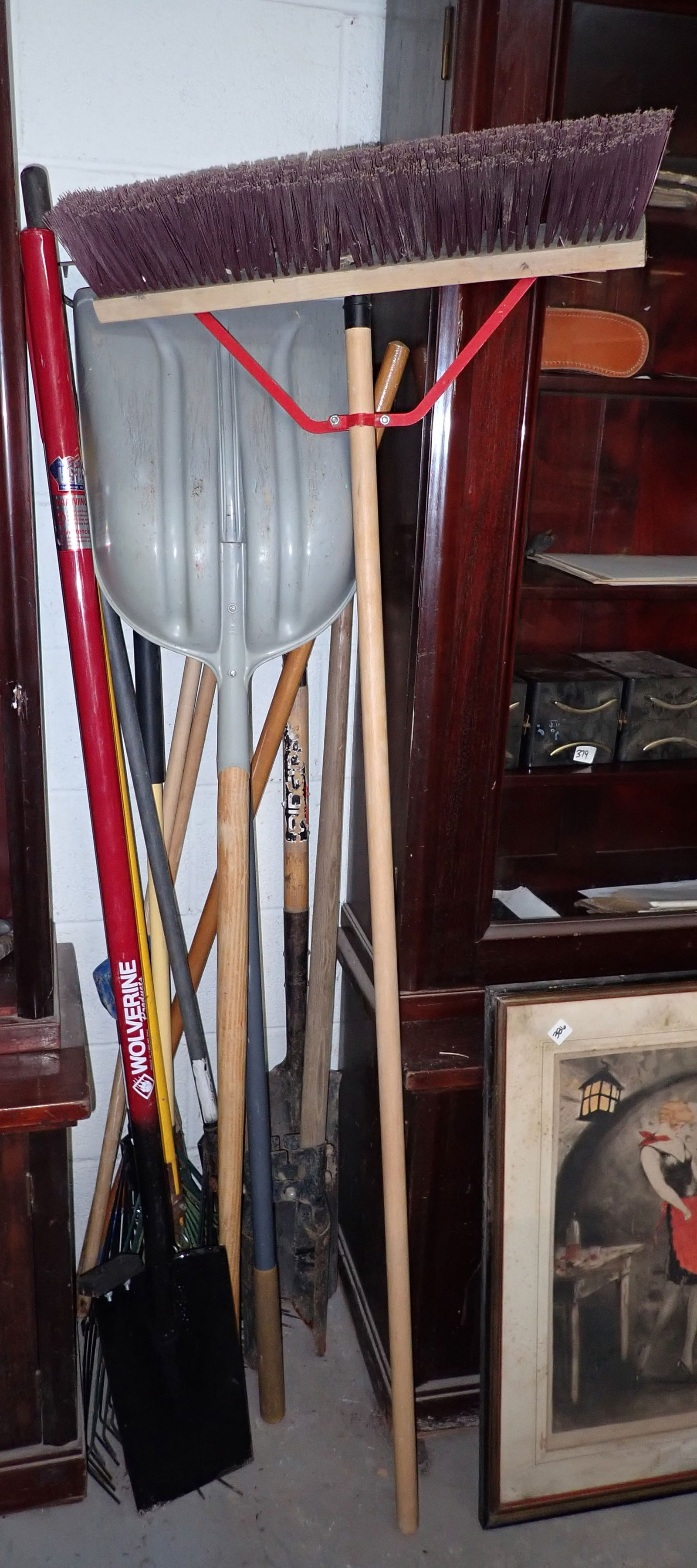 Broom Rakes Shovel Post Hole Digger (1 of 3)