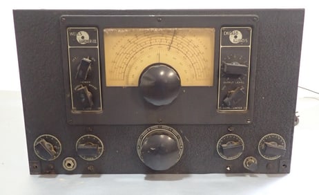Wells Gardner Model RBL-3 Navy Dept Radio Receiver