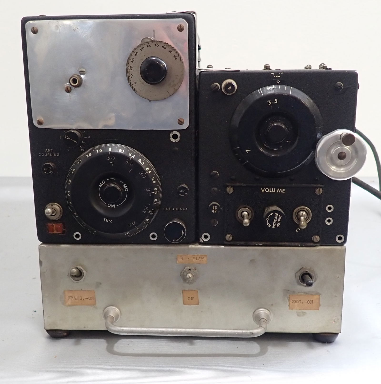 Western Electric US Army Signal Corps Radio Transmitter (1 of 7)