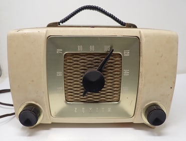 Zenith Bakelite Radio