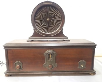 RCA Radiola 60 Super-Heterodyne Radio & Speaker