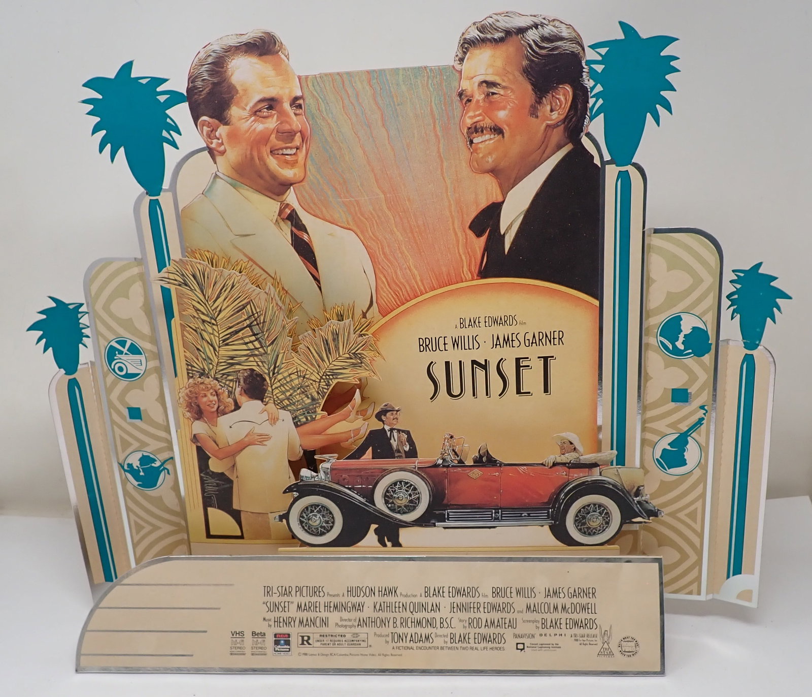1988 RCA Sunset Counter Display: Approx 18 1/2" x 16" tall.