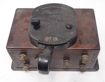 Atwater Kent Coil Box & Switch