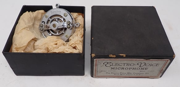 Electro-Voice Model 100 D Microphone