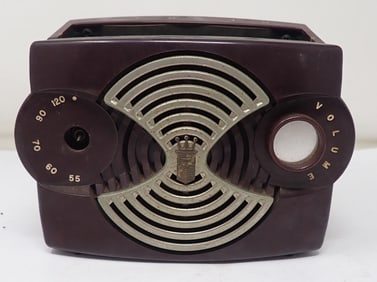 Zenith K412-R Radio