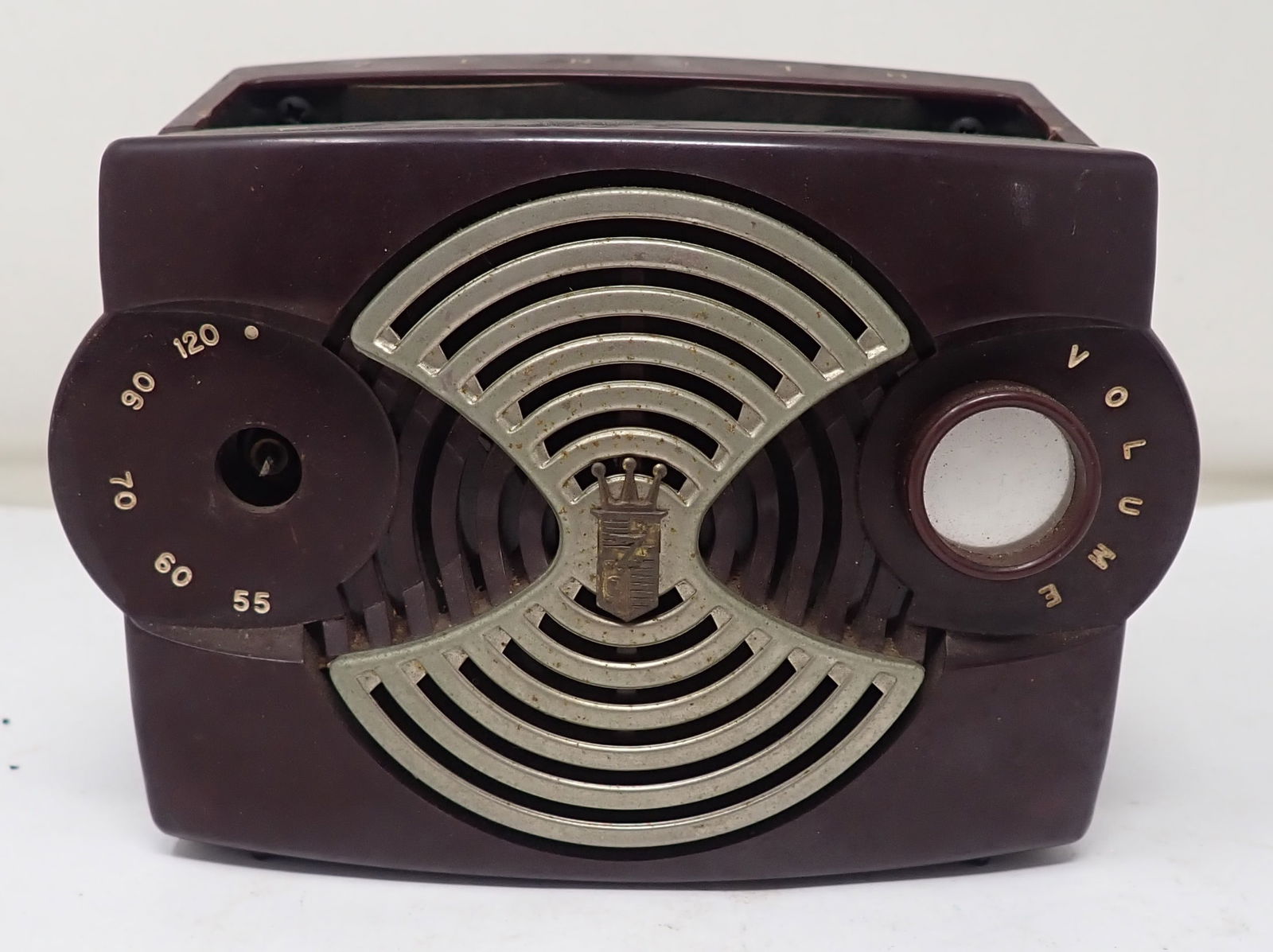 Zenith K412-R Radio: Shipping available