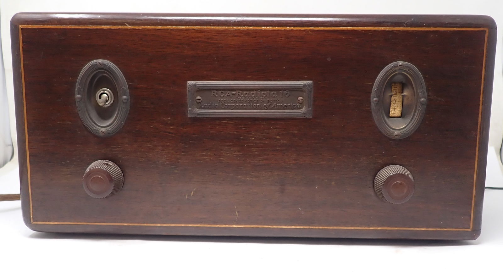 RCA Radioal 16 Radio (1 of 4)