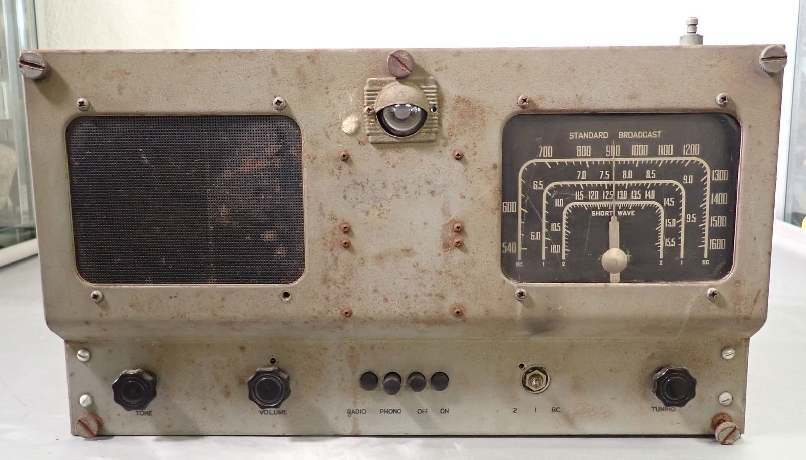 U.S. Navy Shortwave Radio (1 of 6)