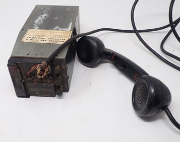 Military Field Telephone EE-8-B