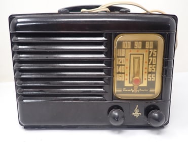 Emerson 301 5 Tube Bakelite Radio