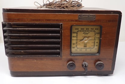 Capehart Salon Pilot. Radio X-1252