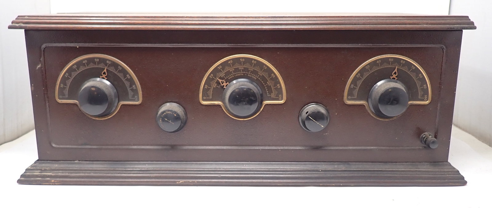 Stewart Warner Model 300 Radio (1 of 6)