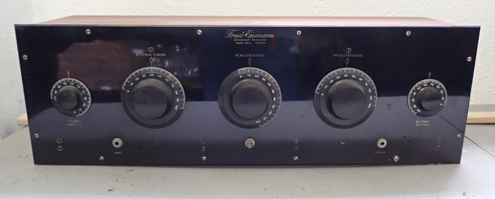 Freed Eisemann Broadcast Receiver Model NR-6
