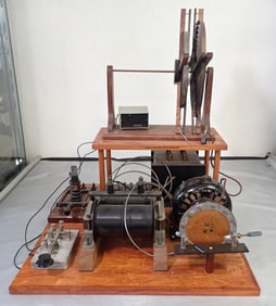 Amateur Wireless Station w/ Barnes Electric Motor