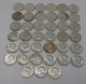 (39)1964 Kennedy Silver Half Dollars