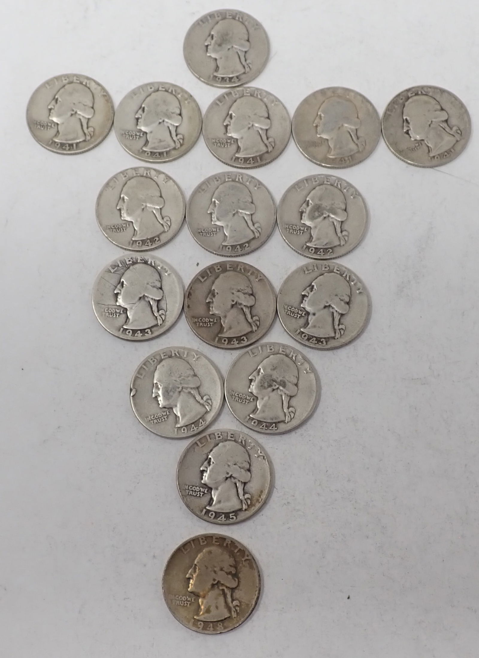 (16) 1940's & 1934 Washington Silver Quarters (1 of 13)