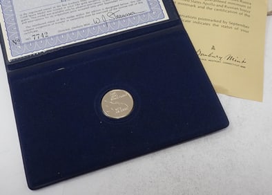 1975 14k Gold Limited Edition United States Russia Medal