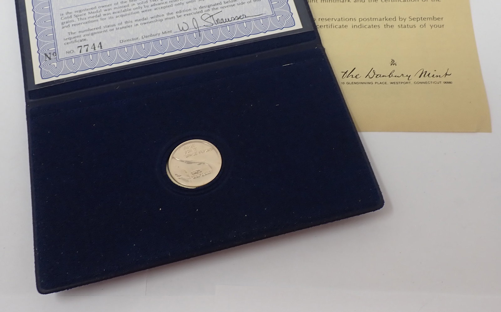 Danbury Mint Limited Edition Gold Space Medal (1 of 2)