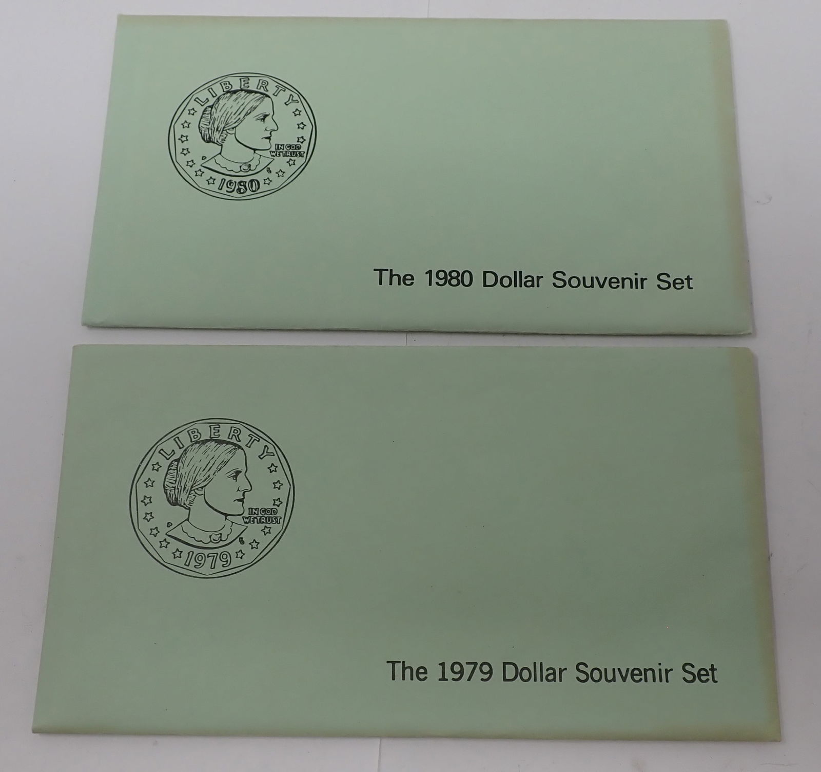 1979 1980 Dollar Souvenir Sets (1 of 2)